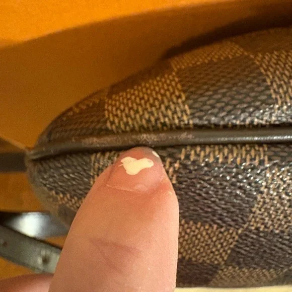 LV Bloomsbury PM Damier Ebene Brown Leather Crossbody/Shoulder Bag - Picture 6 of 17